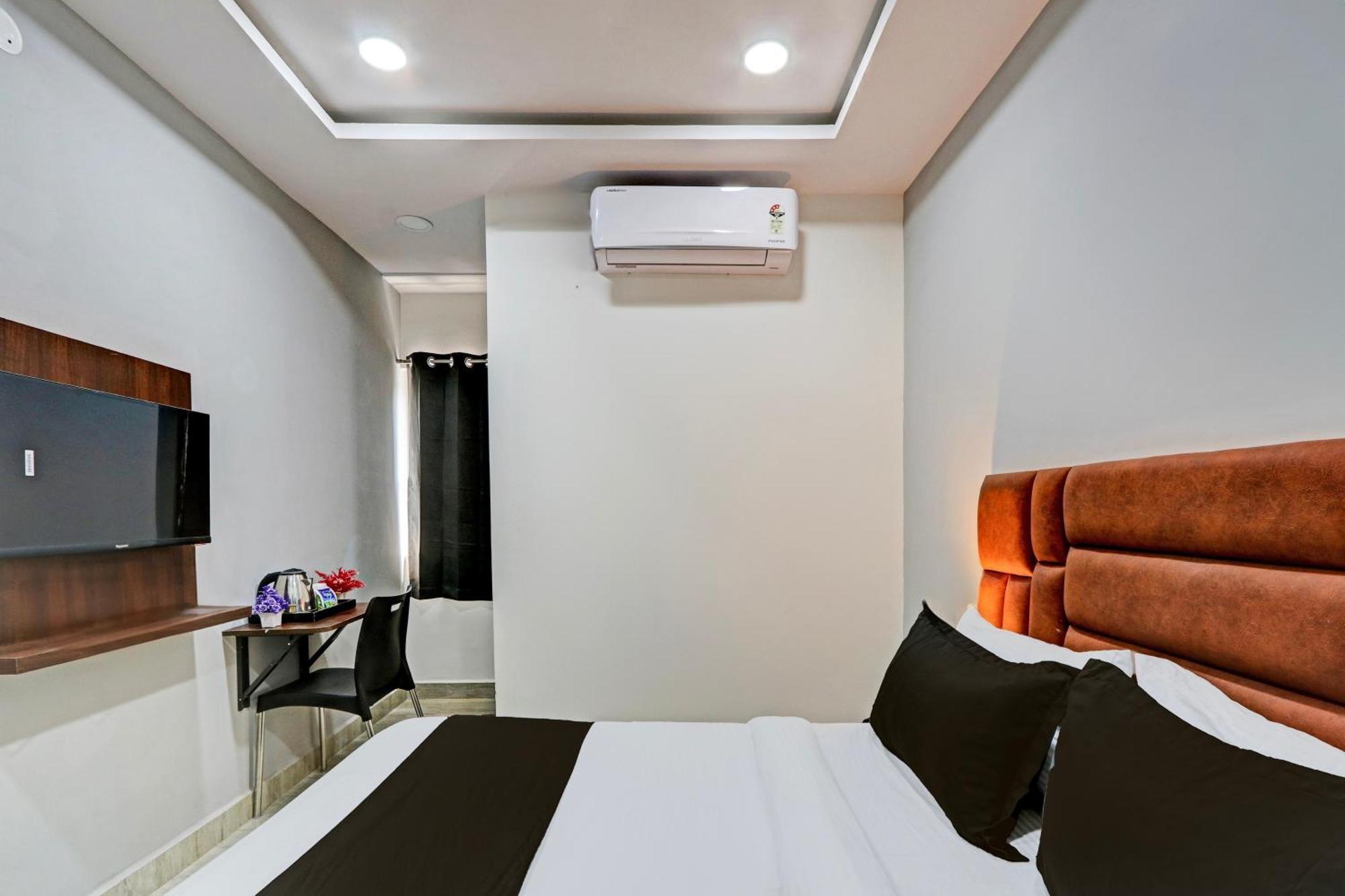 Super Hotel O Lavish Tranquil Hyderabad Ngoại thất bức ảnh